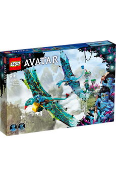 LEGO Avatar 75572 Jake Och Neytiris Första Bansheeflygtur. Två flygande figurer och två minifigurer.