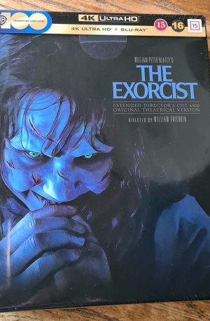 The Exorcist Collector's Edition samlarutgåva med flertalet skivor och bilder från filmen.