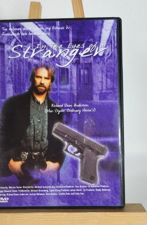 In The Eyes Of A Stranger - Richard Dean Anderson, Justine Bateman, Geza Kovacs (Begagnad)