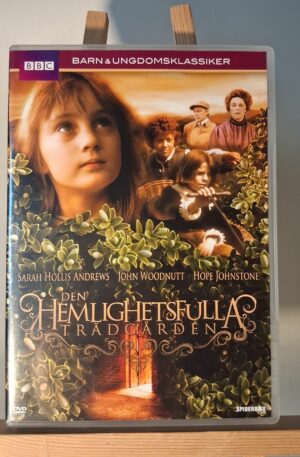 Den hemlighetsfulla trädgården - Sarah Hollis Andrews, John Woodnutt, Hope Johnstone (Begagnad Dvd)